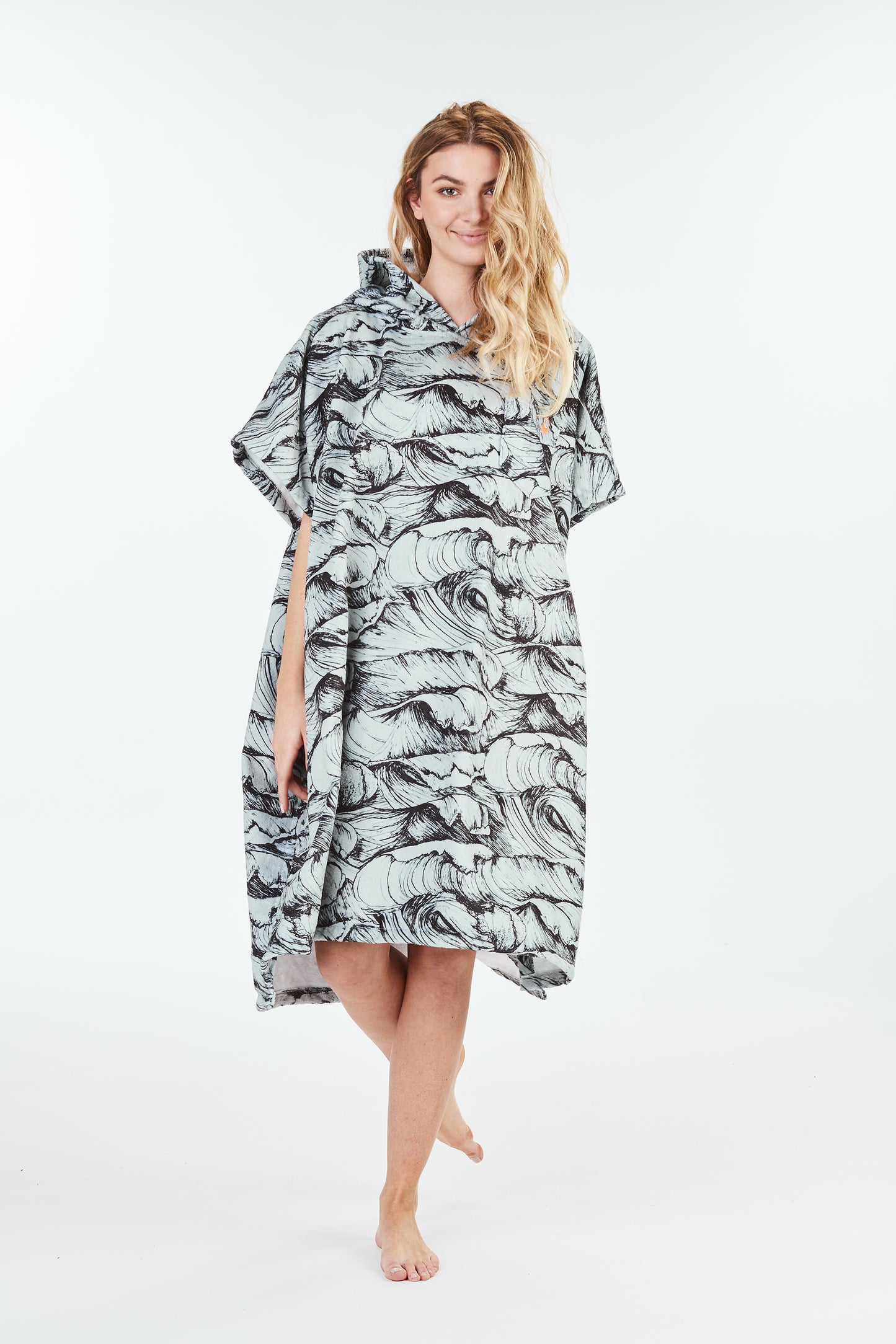 All Over Poncho Ocean - Dark Grey